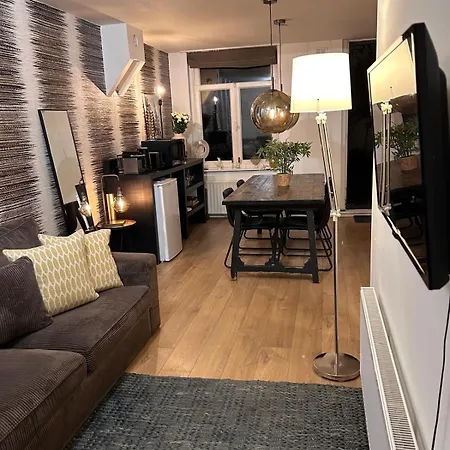 Luxury Leidseplein With Private Patio アムステルダム