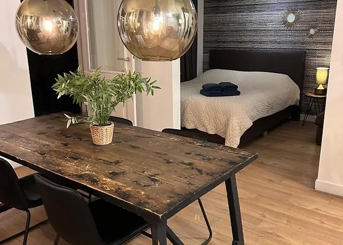 Luxury Leidseplein With Private Patio * Amsterdam